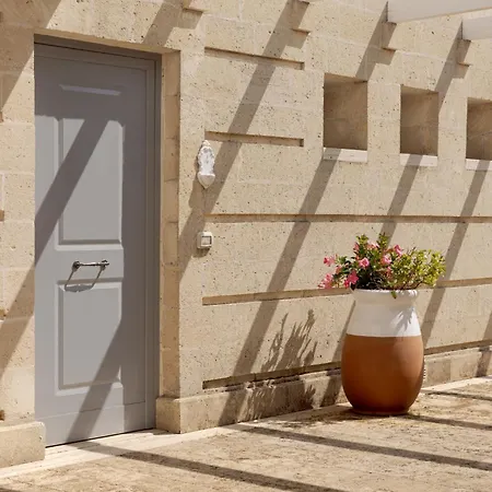 Apartahotel Borgo De Li Santi 3*