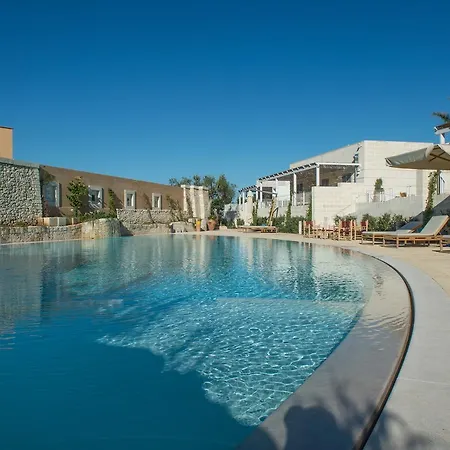 Borgo De Li Santi Aparthotel