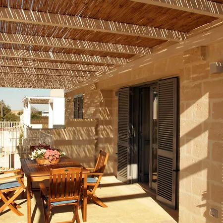 Borgo De Li Santi 3*