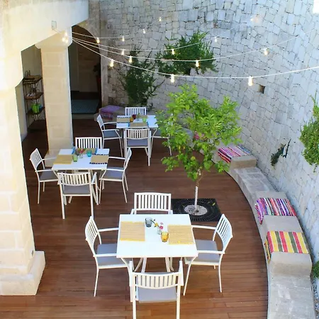 Borgo De Li Santi شقة فندقية 3*