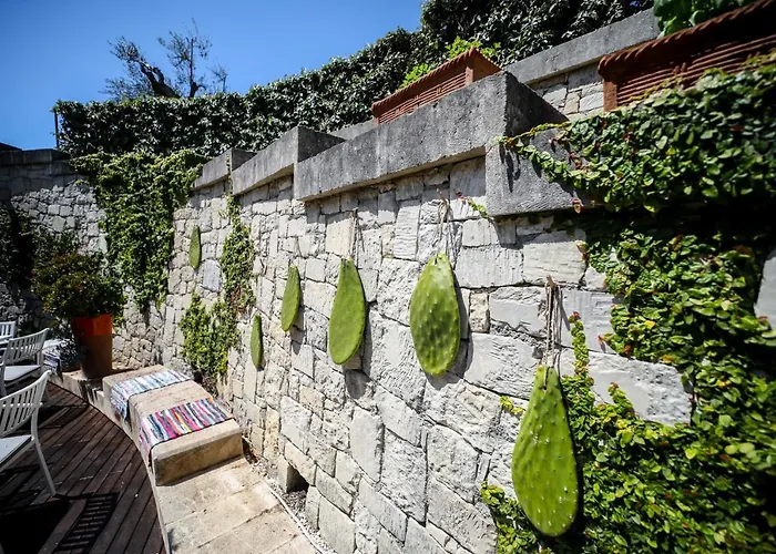 Borgo De Li Santi Apart Otel