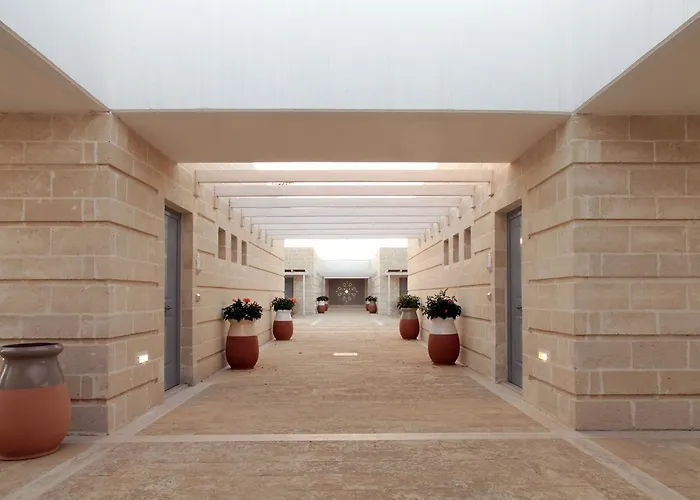 Apart Otel Borgo De Li Santi 4*