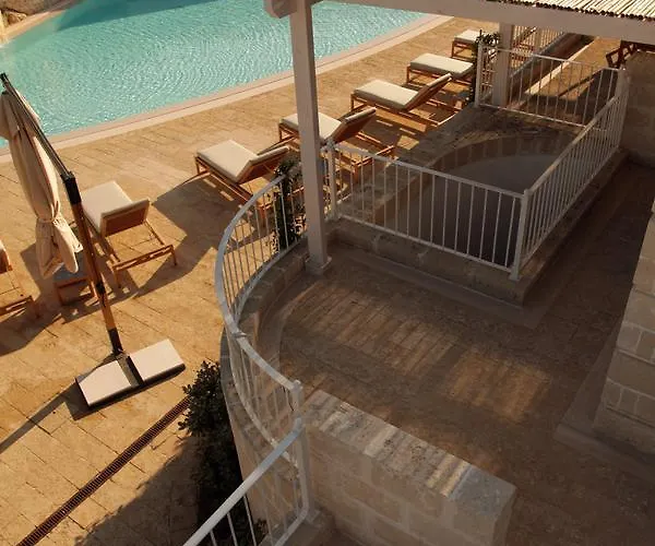 Borgo De Li Santi Апарт-готель 4*